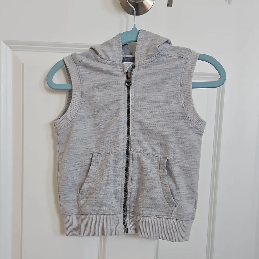 Old Navy Light Gray Sleeveless Hooded Zip-Up Vest for Kids
